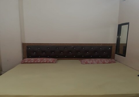 Varanasi Guest House