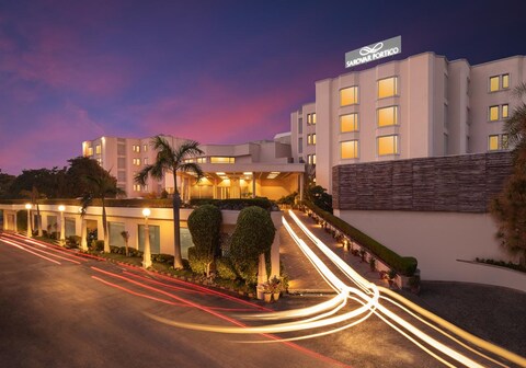 Sarovar Portico, Surajkund