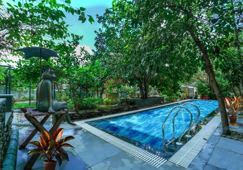 Summit Bougainvillea Tea Resort Kurseong