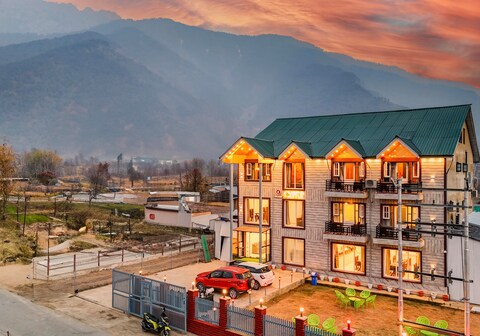 Classy Castle Pahalgam