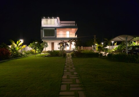 Nyra Luxuria -where nature feels like home