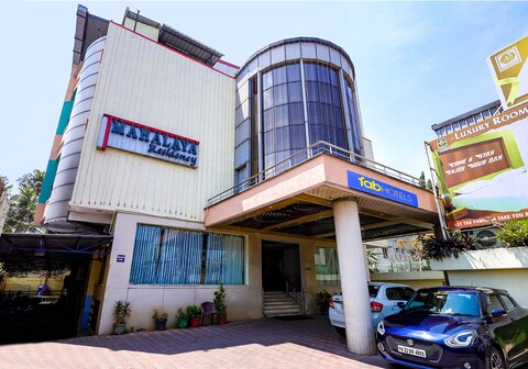 FabExpress Mahalaya Residency