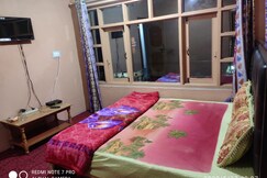 Gul Maroof Homestay, Srinagar Gul Maroof Homestay, Srinagar