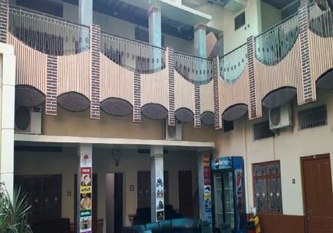 The Hotel Anand Mahal