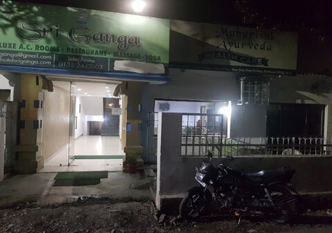 Hotel Sri Ganga