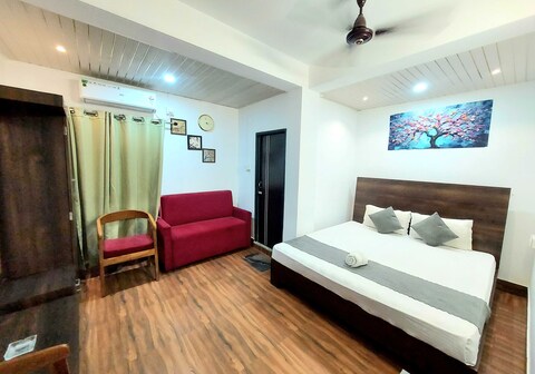 Hotel O Aatithya Lodge