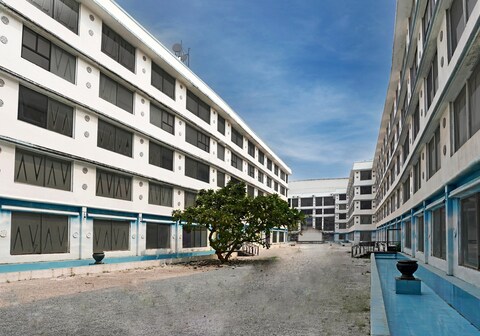 Townhouse Royal Palms Hotel - Lily Collection