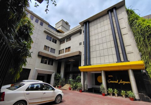 Hotel Grand Arjun