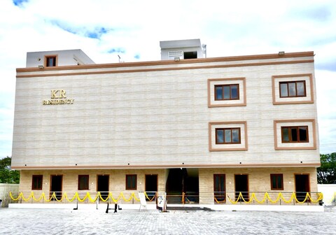KR RESIDENCY