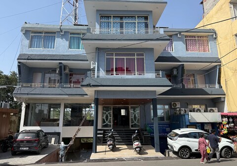 Hotel Vishwamitra