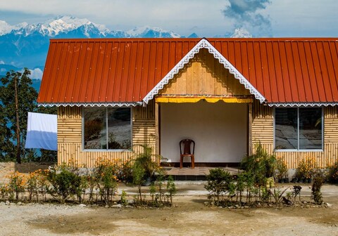 Yes Homes Kaffer | Rooms & Restaurant