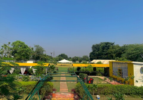 Agra Camps and Resort