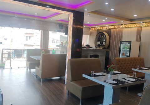 LUCKEY HOTEL & RESTAURANT