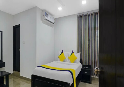 HOTEL ABINAND GRAND KPHB