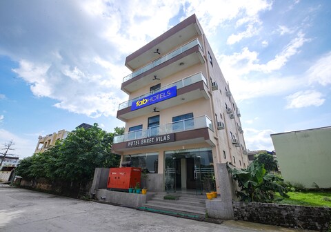 FabHotel Shree Vilas