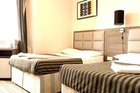 Euro Queens Hotel, London Euro Queens Hotel, London