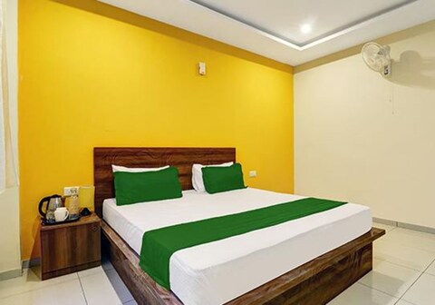 FabHotel Dream Comforts