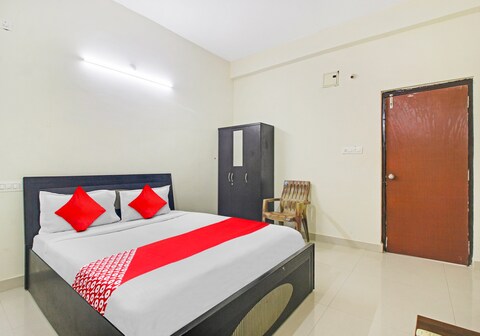 Collection O Royal Prime Suits