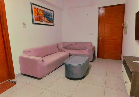 The Taj Studios-3 BHK Best Property in North eye