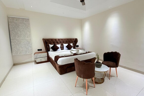 Sri Vaarahi Hotel