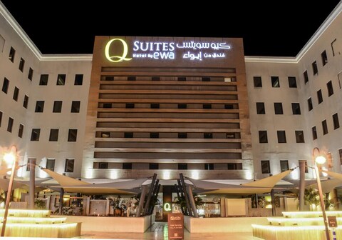 Q Suites Jeddah by EWA