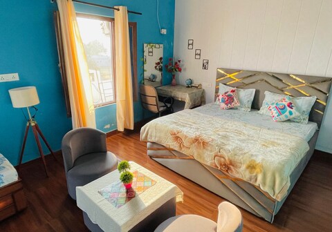 Cozy Corner by Tulsi Homestay