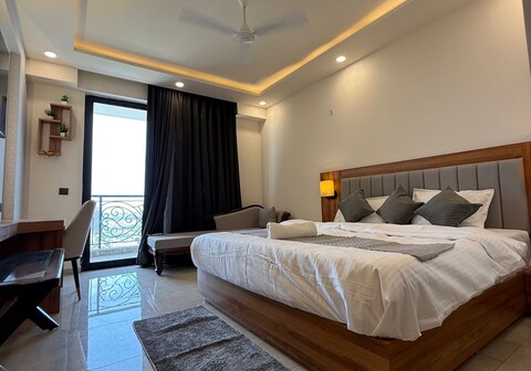 Omaxe Hazratganj lucknow Oasis