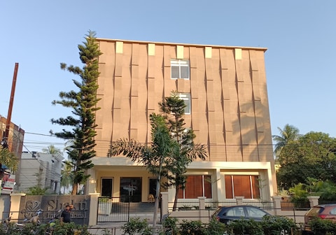 Hotel Shakti International