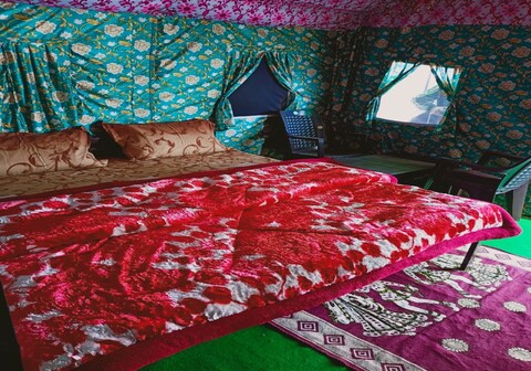 EVERGREEN VALLEY CAMP