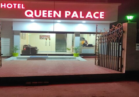 Hotel Queen Palace