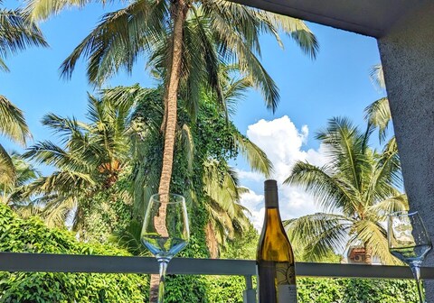 Scor'pika Studio Apt | Pool | Nr Thalasa Vagator