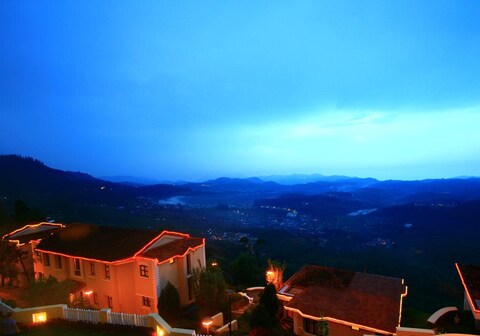 Mountain Retreat - A Hill Country Resort