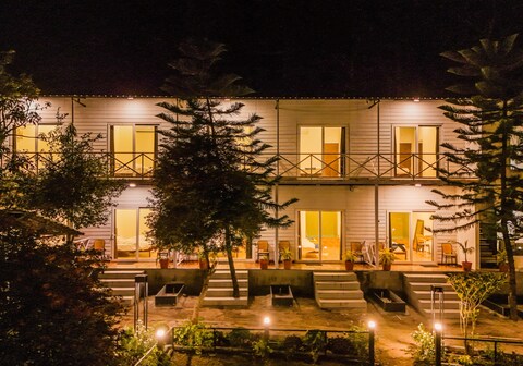 Aspen Riverside Resort