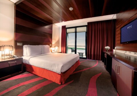 Radisson Blu Hotel, Abu Dhabi Yas Island