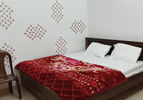 Maa kaushalya Guest House in Ayodhya