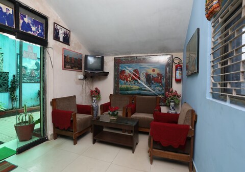 Hotel Ridge Residency