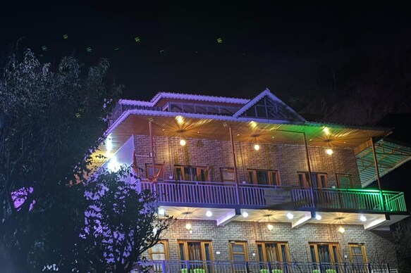 Four Seasons Resort - Tigerfalls