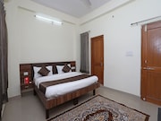 OYO Home 9878 3BHK near Geetanjali Hospital, Udaipur OYO Home 9878 3BHK near Geetanjali Hospital, Udaipur