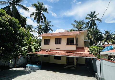 Saaketh Homestay 3BHK First floor