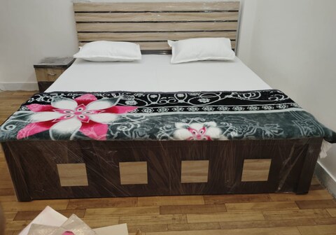 Raghunandan Homestay