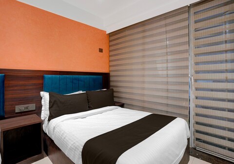 Collection O Santacruz Railway Station Mumbai Formerly Mpg Guest