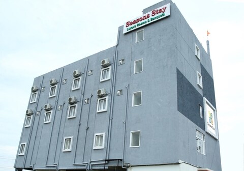 Seasons stay, Vijaywada