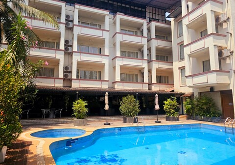 Meraden La Oasis, Anjuna