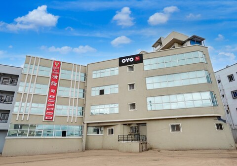 Hotel O Pearl Inn Executive