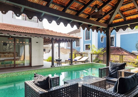 Sol 4 BHK Private Pool Villa By Vio Stays