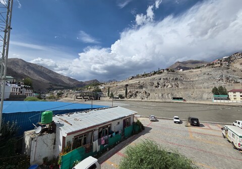 Hotel Suru View
