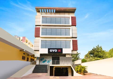 Hotel O Sri Balaji Grand
