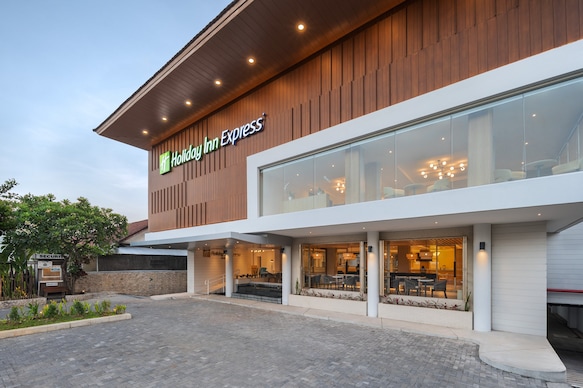 Holiday Inn Express BALI SUNSET ROAD