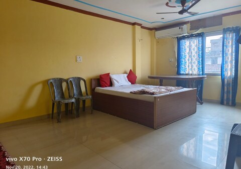 Sanskriti Paying GuestHouse