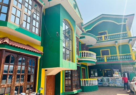 JS Holiday Apartment